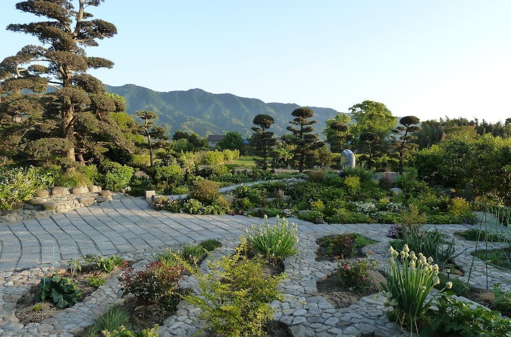 家族で作ったお庭とお墓